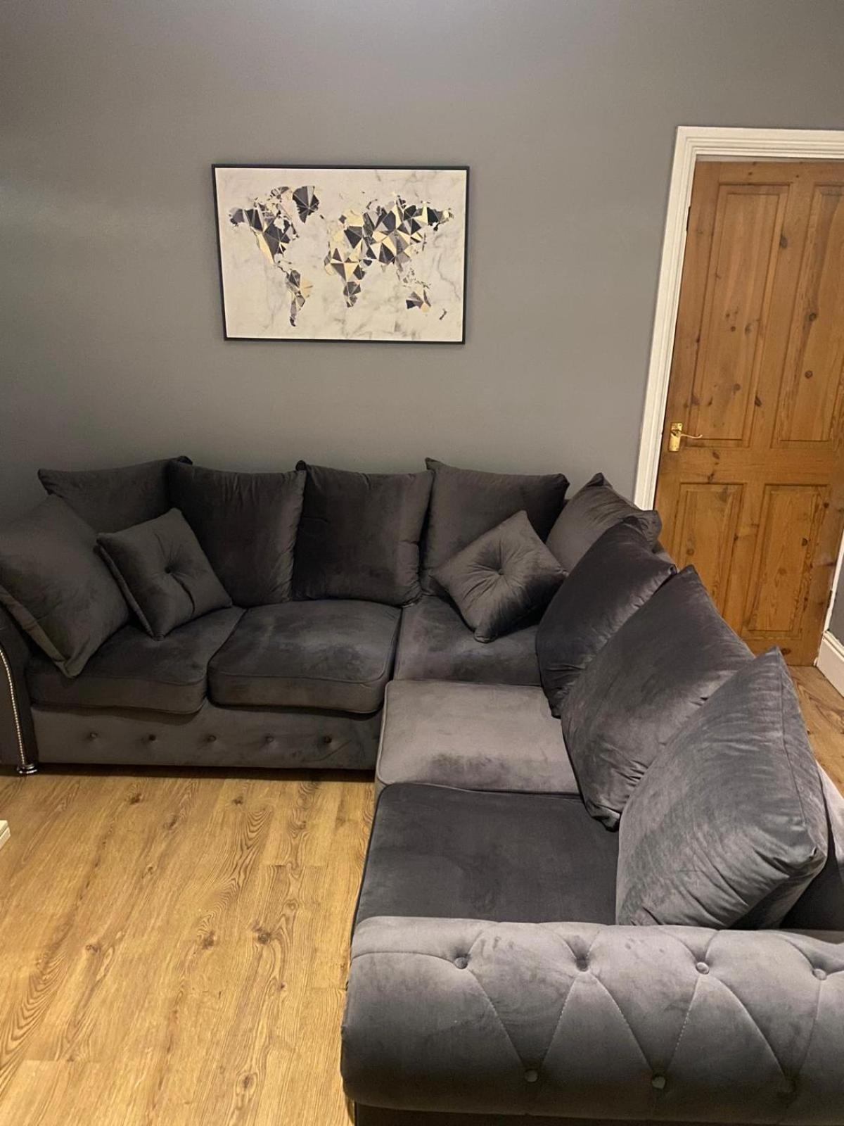 2 Bed House - Garden & Excellent Wifi